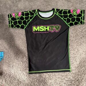 Mshtv shirt black and neon green
